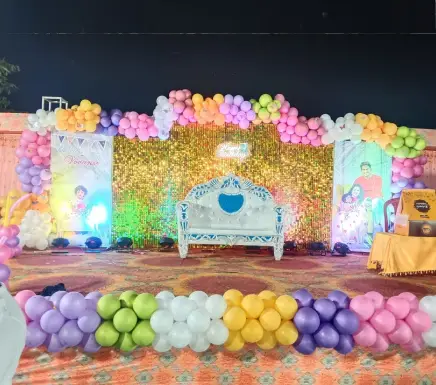 Wedding balloon decoration